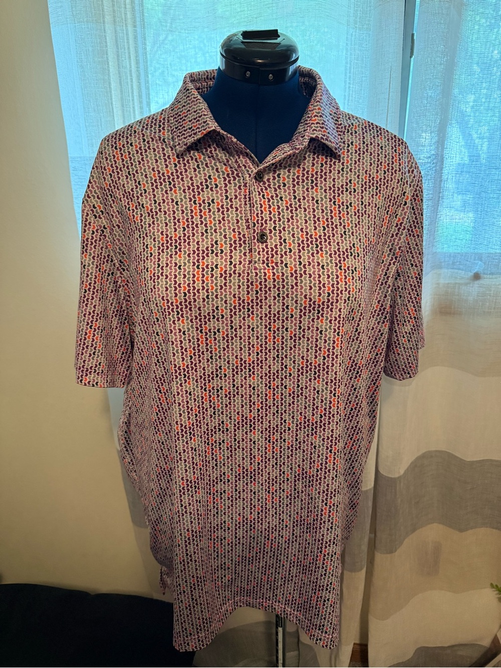 Men's Short-Sleeve Polo in Multicolor Dot Print